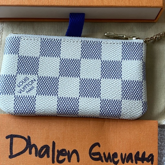 Cless azur - Picture 3 of 12